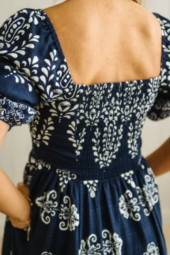 Audre Medallion Maxi