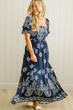 Audre Medallion Maxi