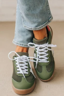 Benny Double Stripe Sneakers