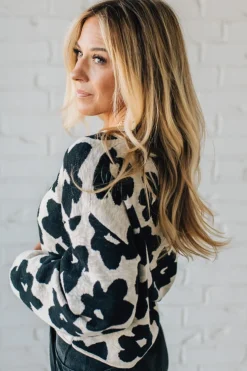 Blackened Daisy Boxy Sweater