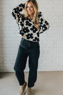 Blackened Daisy Boxy Sweater