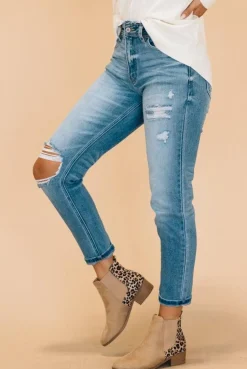 Daphne Distressed Mom Jeans - KANCAN