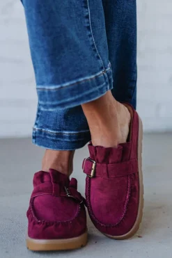 Deb Ruffled Suede Slides | Oxblood