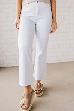 Haddie Frayed Hem Jeans | White -ZENANA