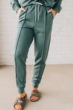 Lined Up Scuba Joggers