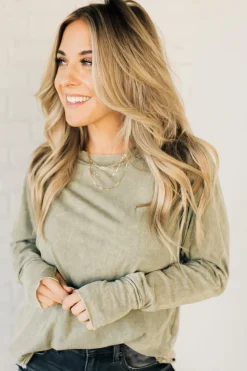 Mineral Wash Thumbhole Tee