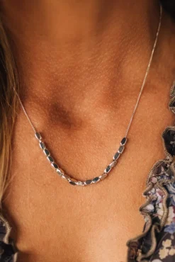 Minimalist Beaded Necklace