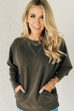 Ribbed Accent Pocketed Pullover